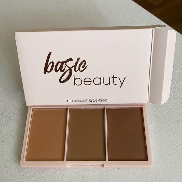 Basic Beauty Bronzy AF Bronzer Palette - Picture 1 of 4